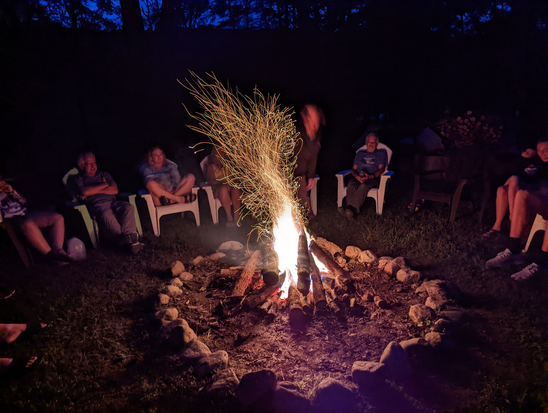 PXL 20220814 012932065.NIGHT